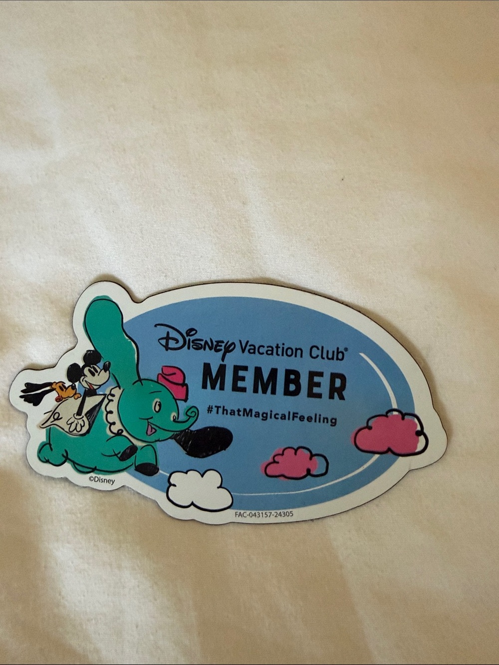 Multiple Disney Magnets - Picture 5 of 6